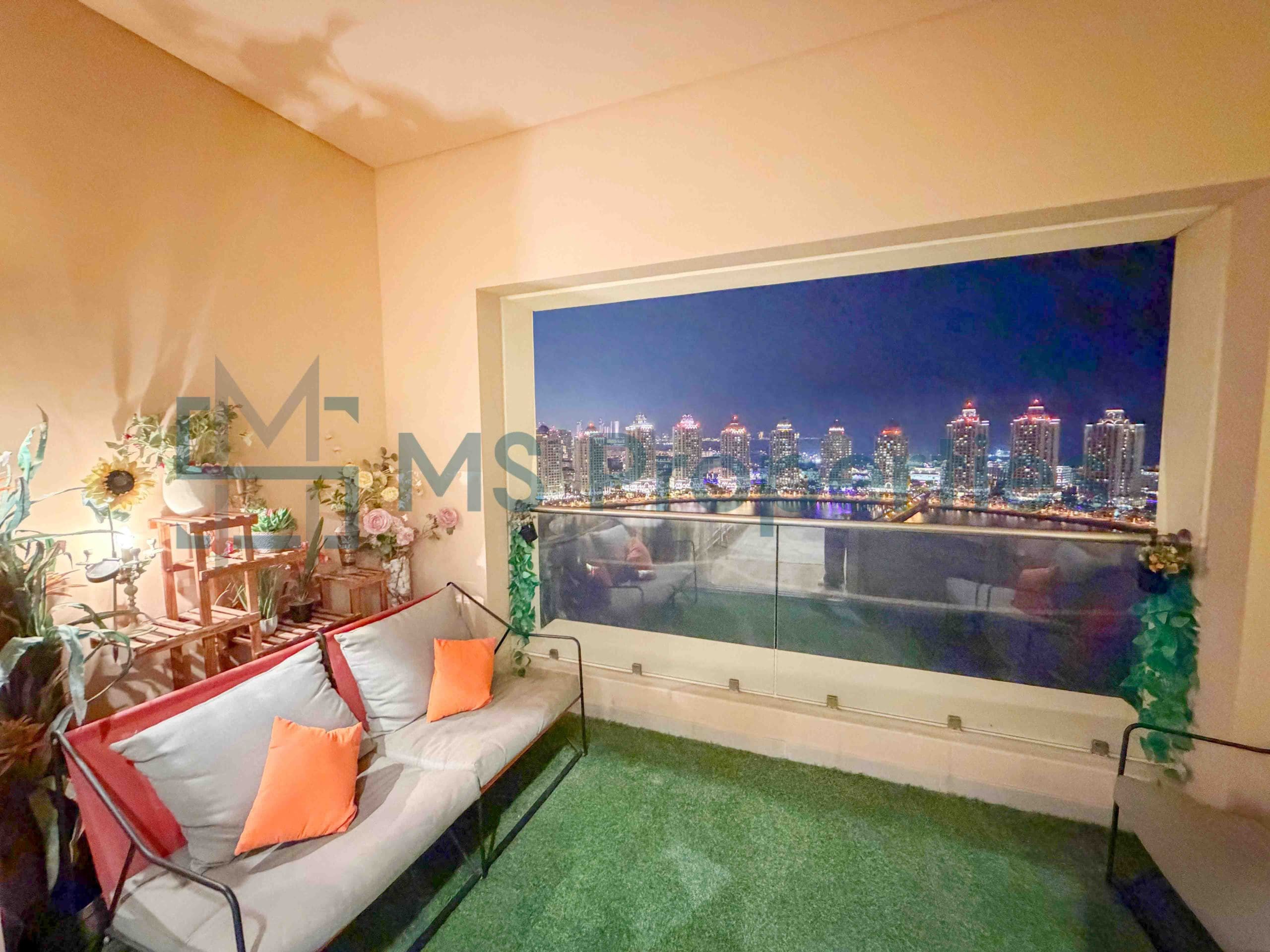 Fabulous 1BR Apartment with MarinaView Balcony