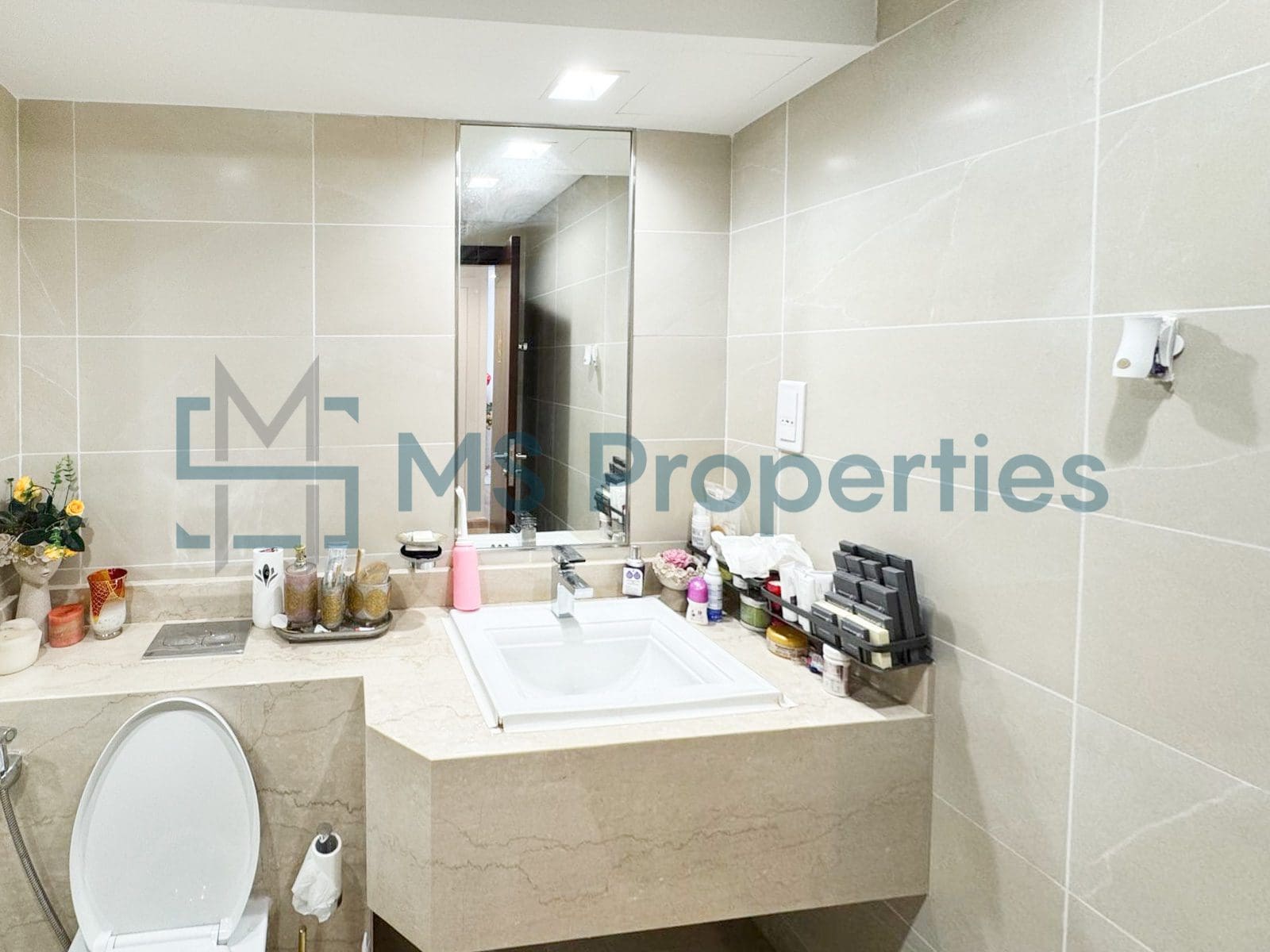 Fabulous 1BR Apartment with MarinaView Balcony