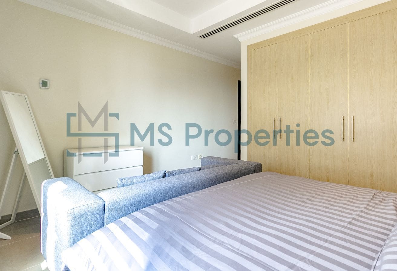 Move-In Today 1BR Flat with Amazing Marina View