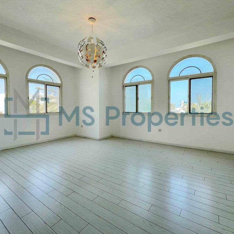 Spacious 4Bedroom+Maid Villa in West Bay Lagoon