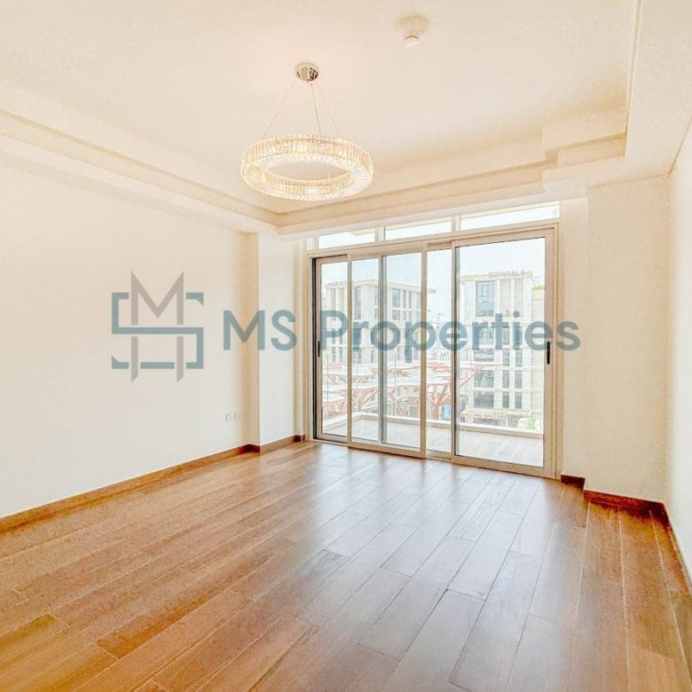 Beautiful Scenery 2BR+Maid Apartment with Balcony