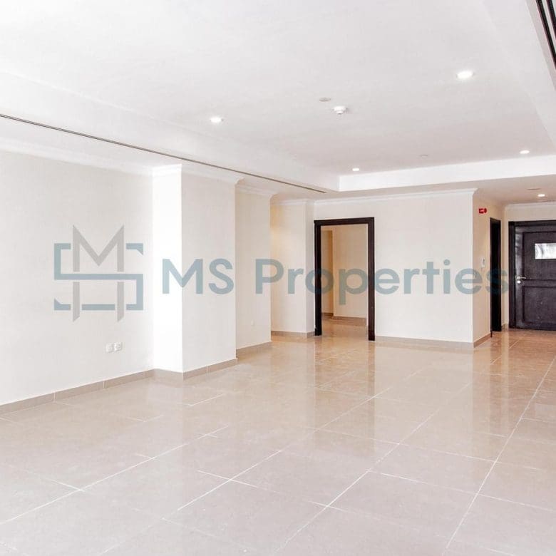 Bright and Classic 1BHK + Office in the Heart of The Pearl