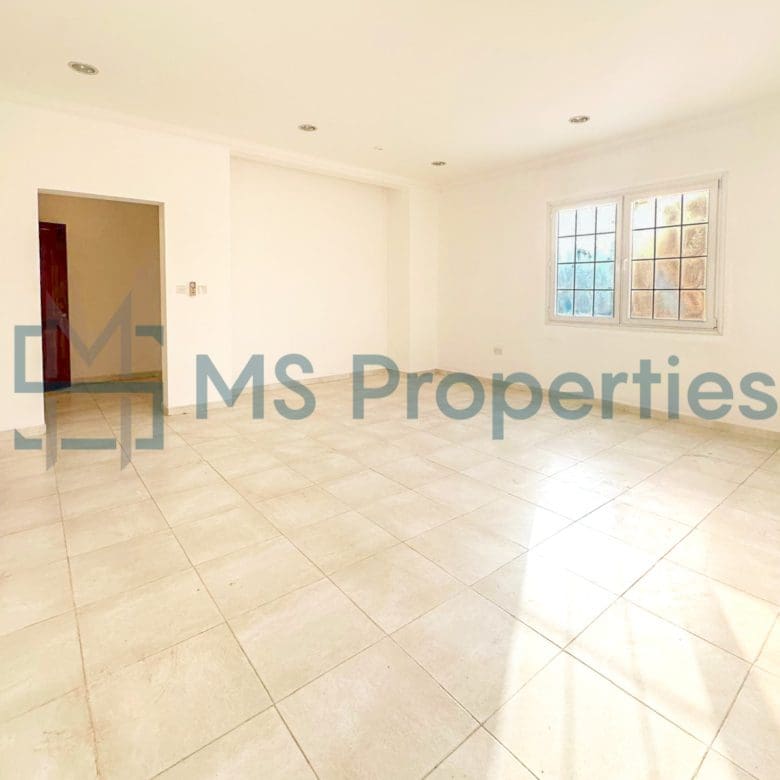 Luxurious 5Bedroom FreeHold Villa with Title Deed