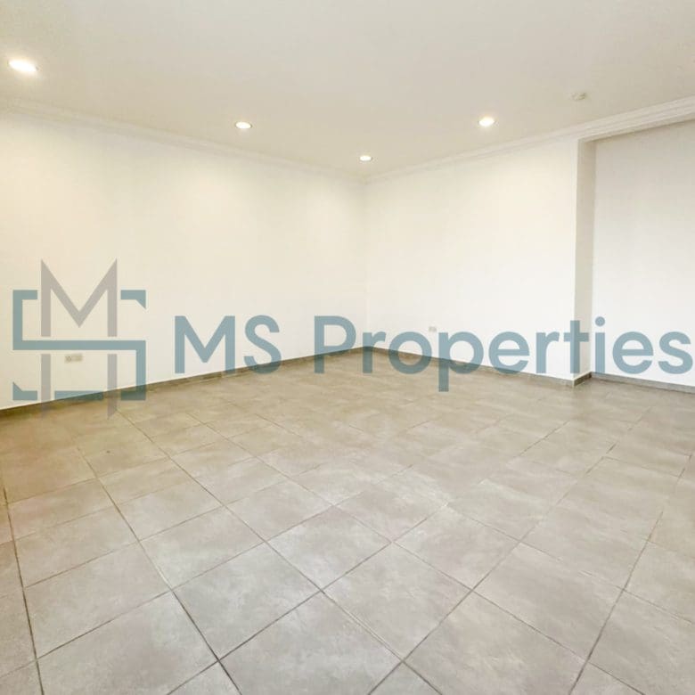 Luxurious 5Bedroom FreeHold Villa with Title Deed