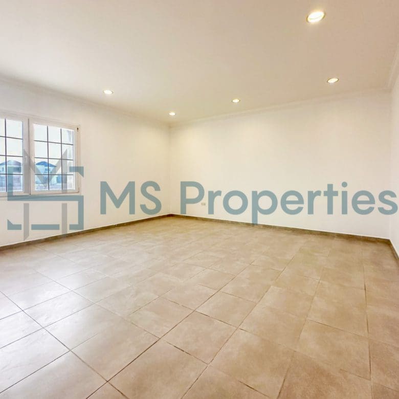Luxurious 5Bedroom FreeHold Villa with Title Deed