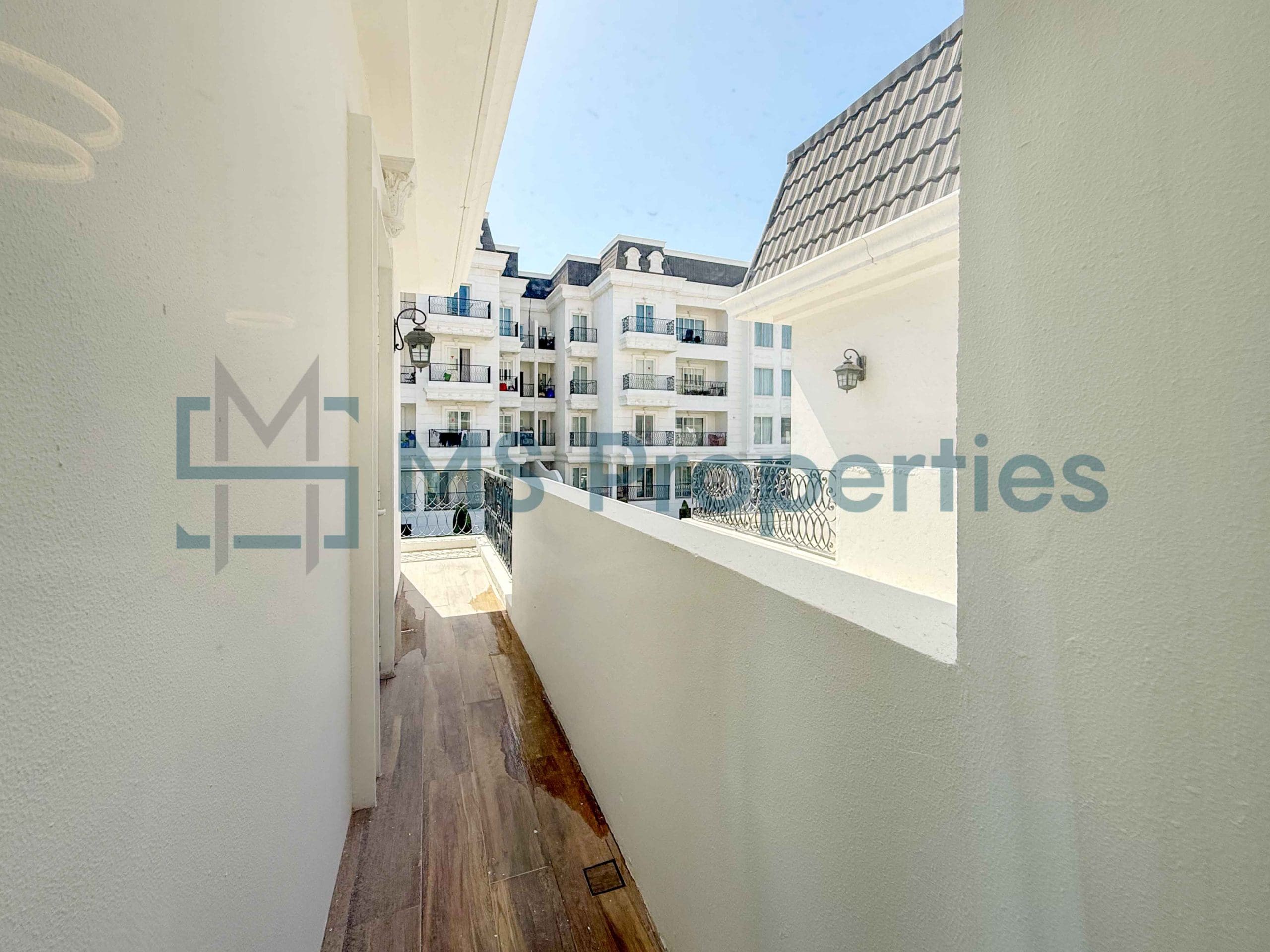 Exclusive 4BR+Maid Compound Villa | Utilities Included