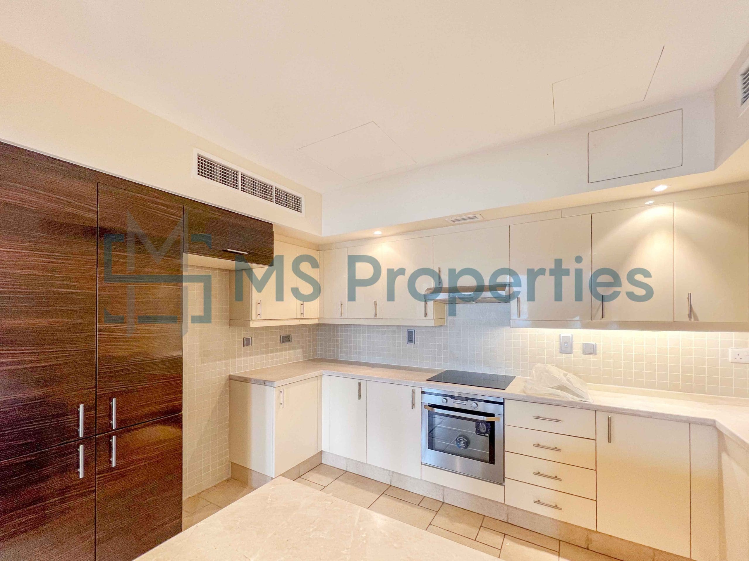 La Casa 3BHK Unit with Stunning Beach View Balcony