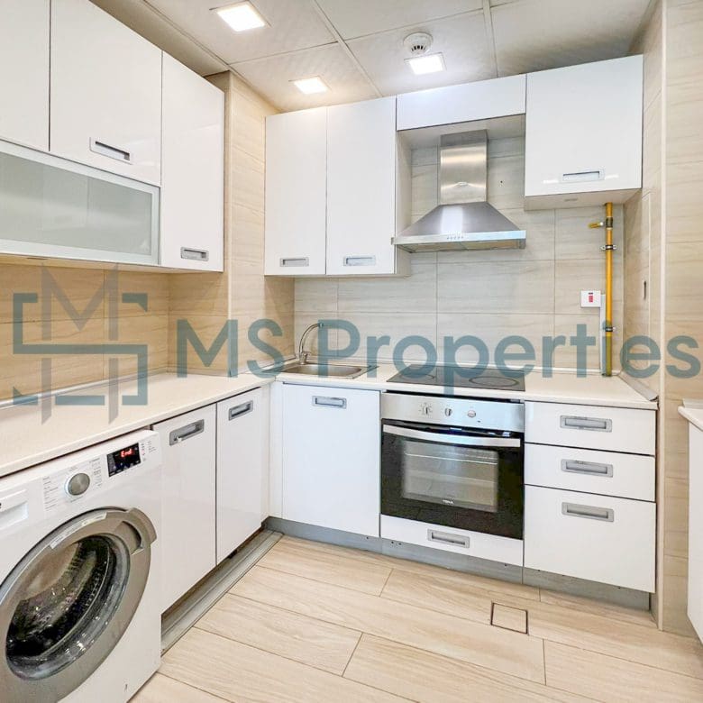 Luxurious and Modern 1BHK Flat in Prime Location