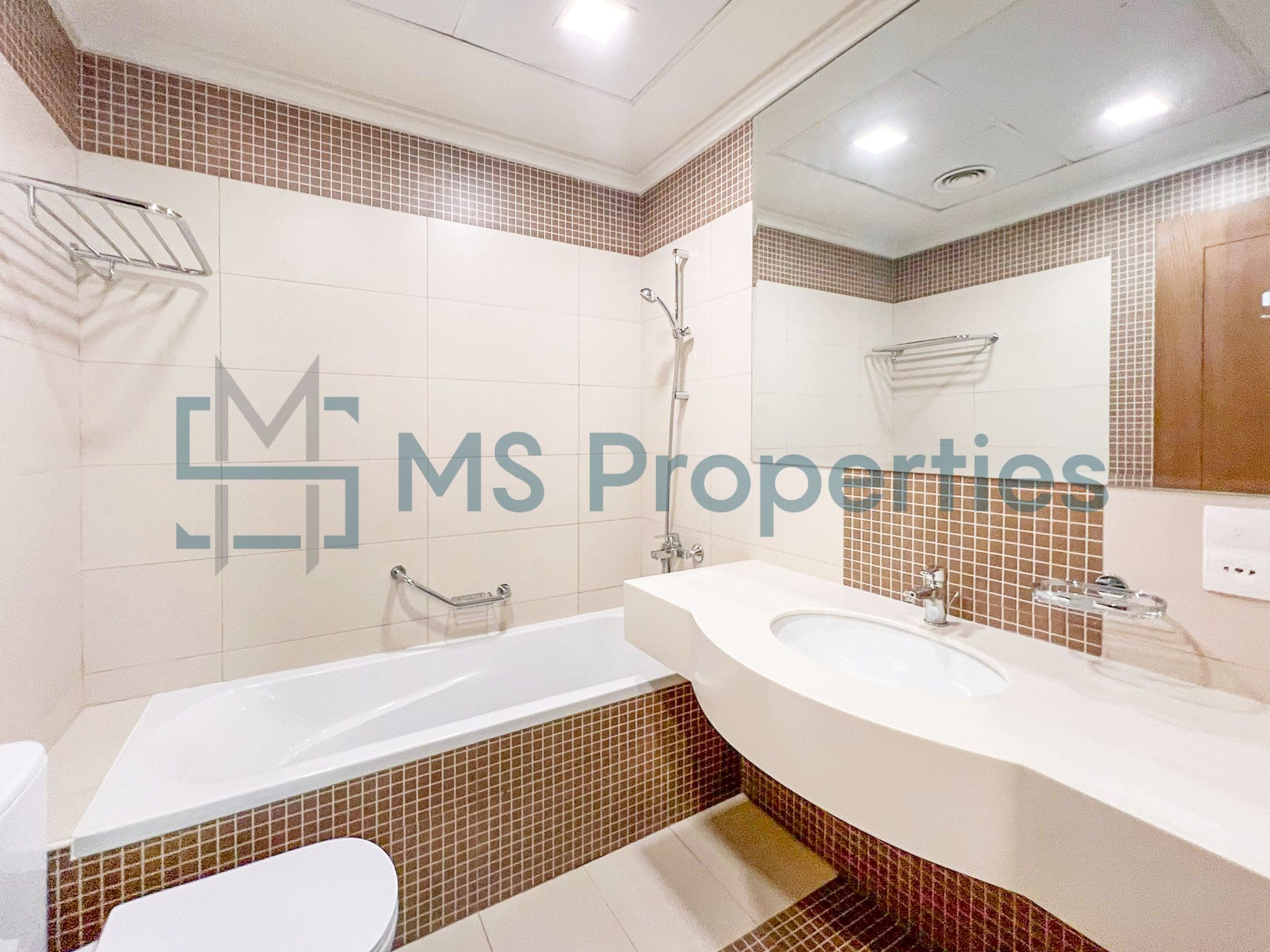 Stylish 2BHK Flat in Premium Location of Lusail