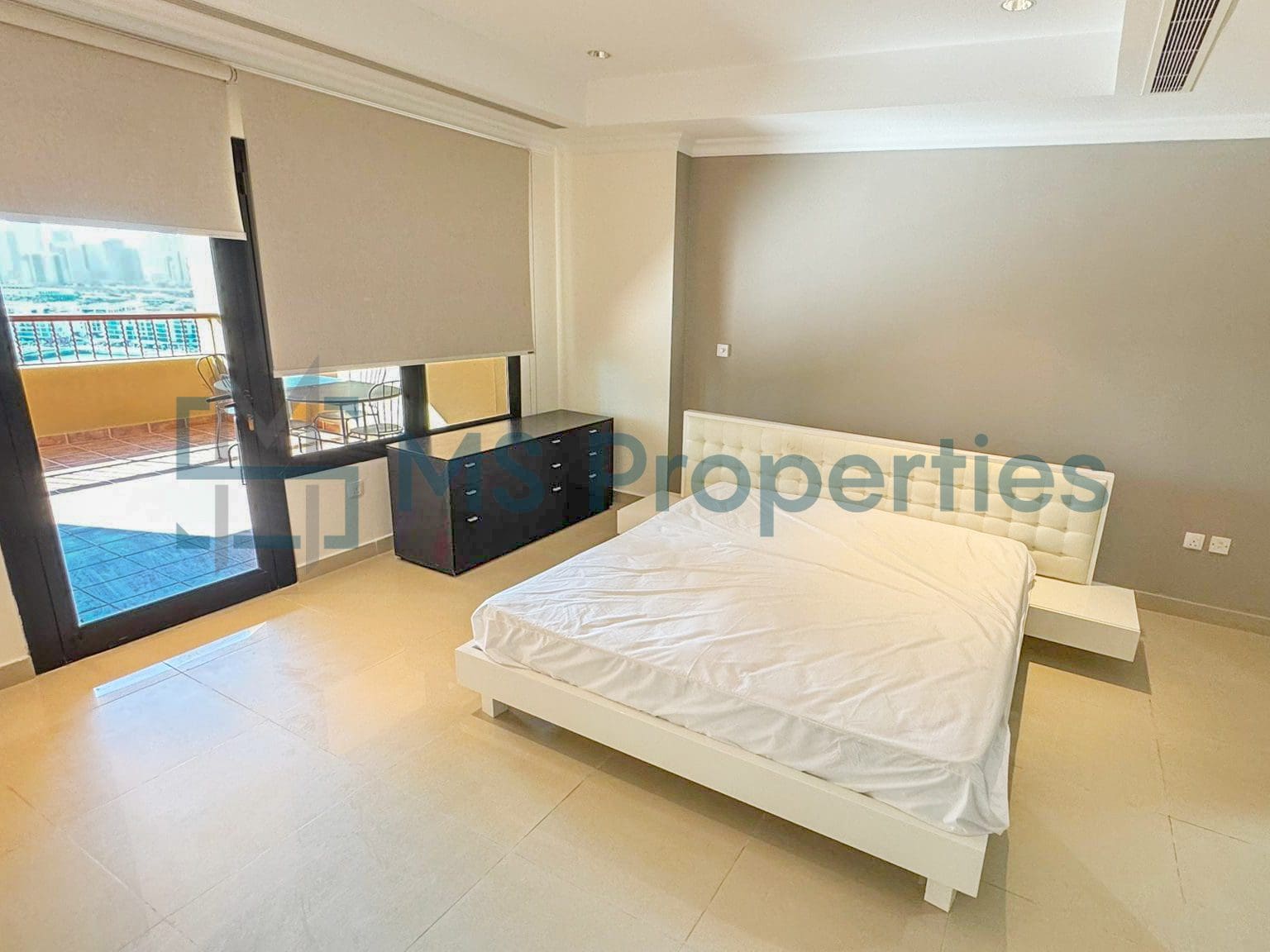 Classically Furnished 1BHK+Office with Balcony