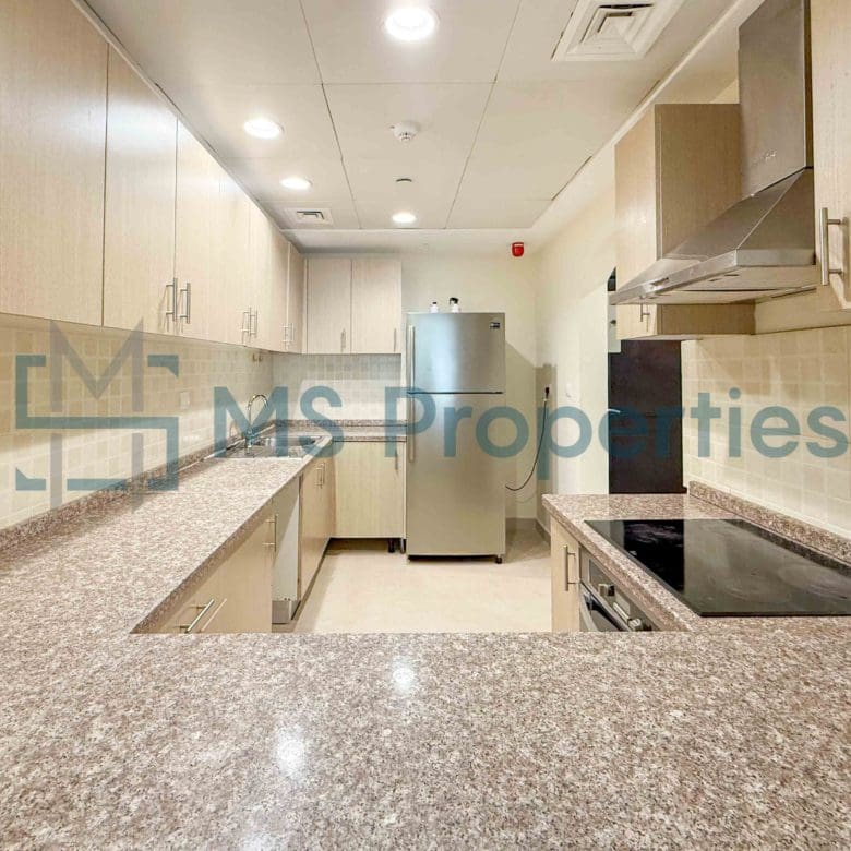 Classic and Spacious 1BHK + Office in The Pearl