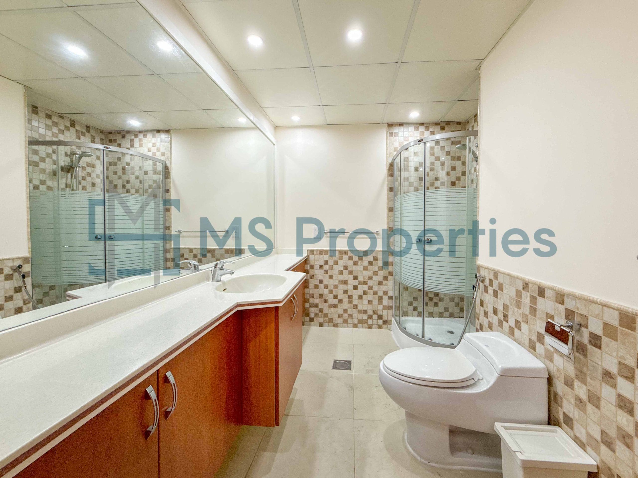 Prime Investment 3BHK with Full Marina Balcony