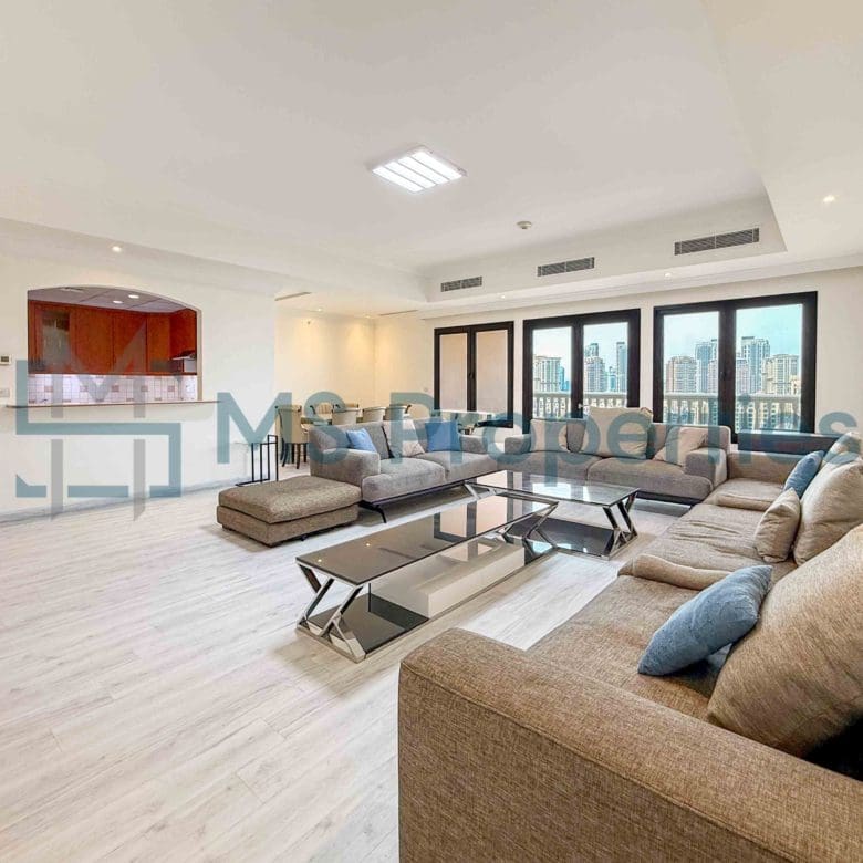 Beautiful 3BHK Apartment with Marina View Balcony
