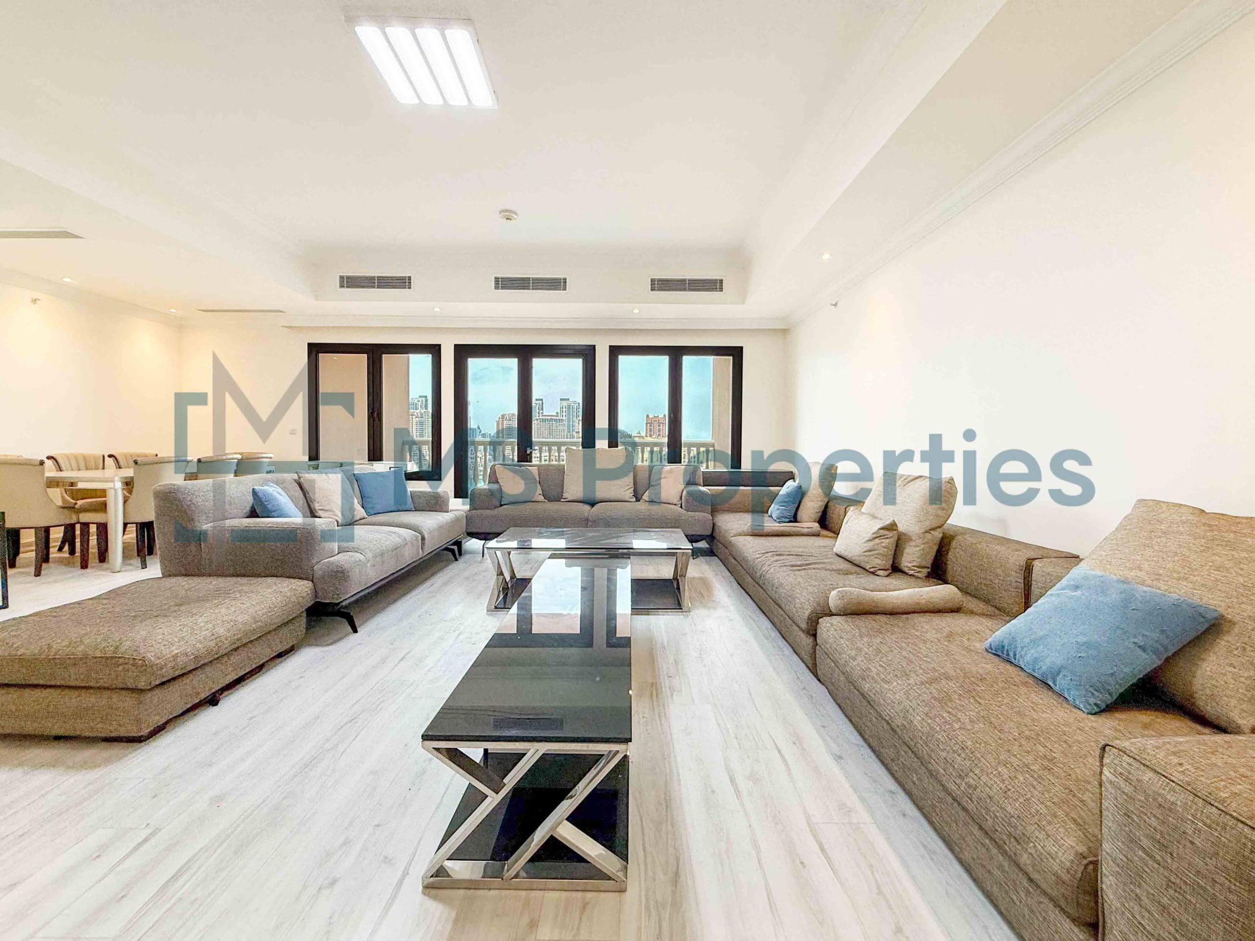 Beautiful 3BHK Apartment with Marina View Balcony