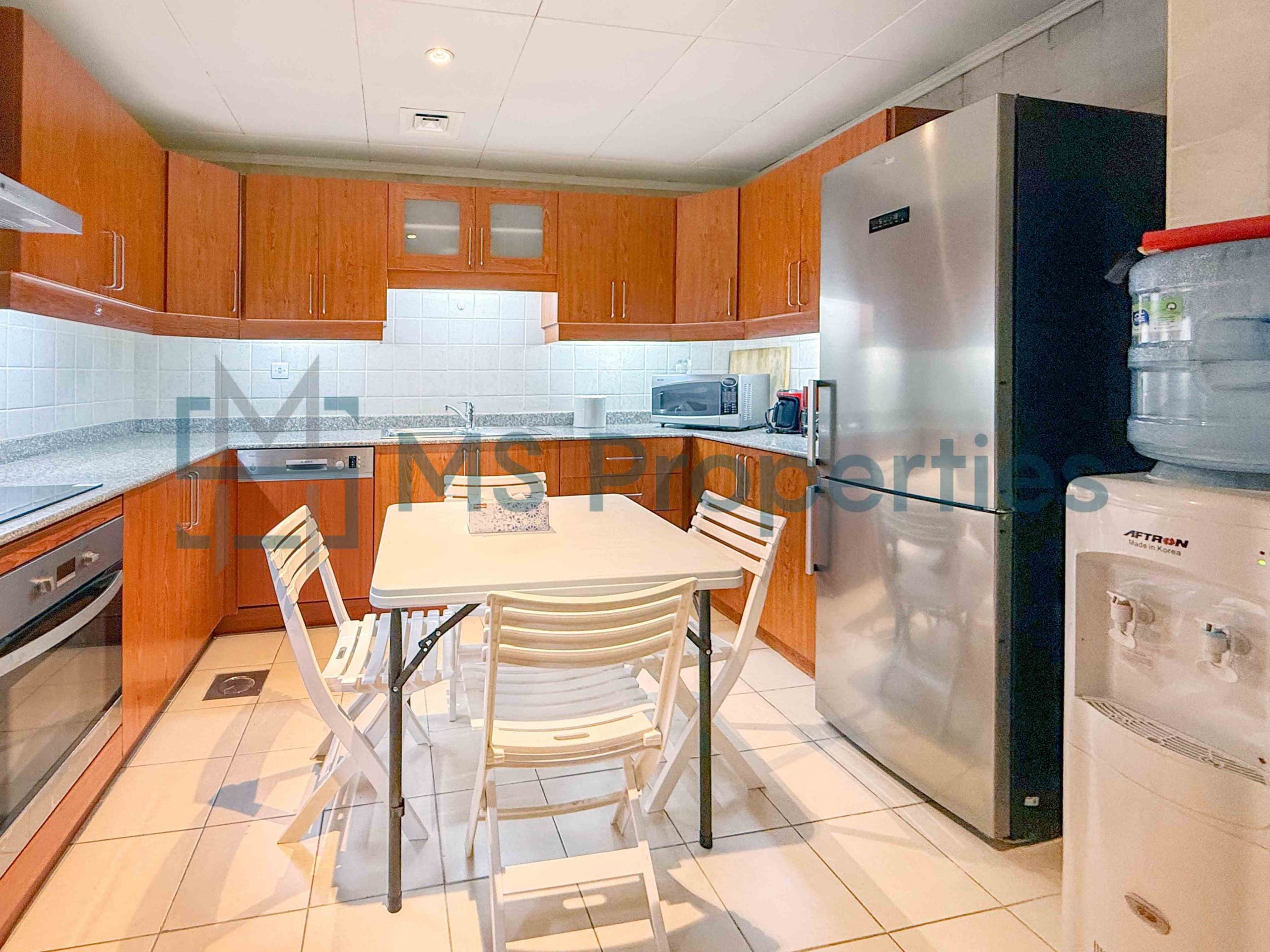 Luxurious 2Bedroom Flat with Stunning Balcony View