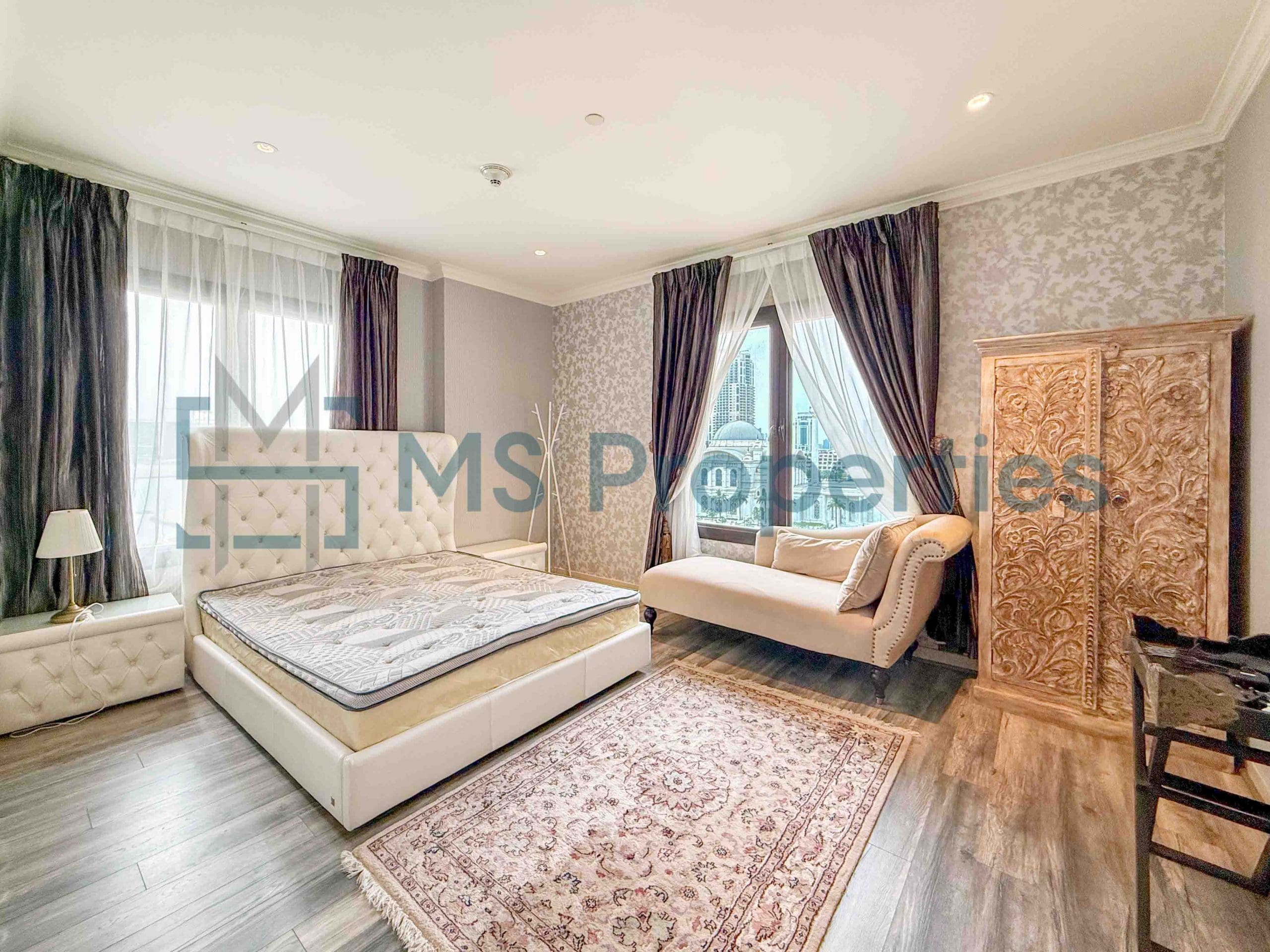 Luxurious 2Bedroom Flat with Stunning Balcony View