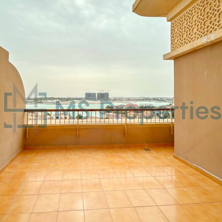 Luxurious 2Bedroom Flat with Stunning Balcony View