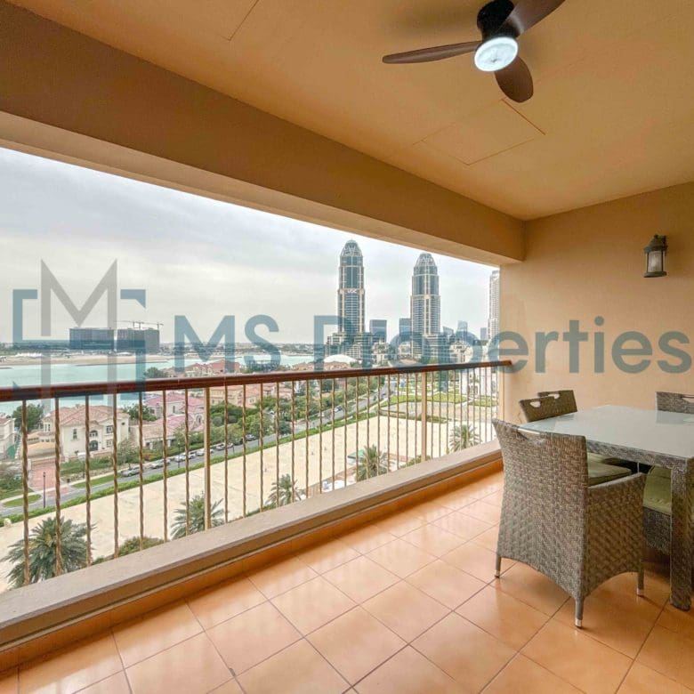 Luxurious 2Bedroom Flat with Stunning Balcony View