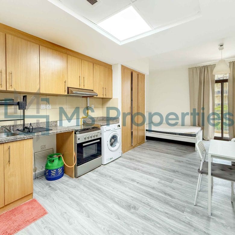 Studio Apartment with Balcony | Bills Including