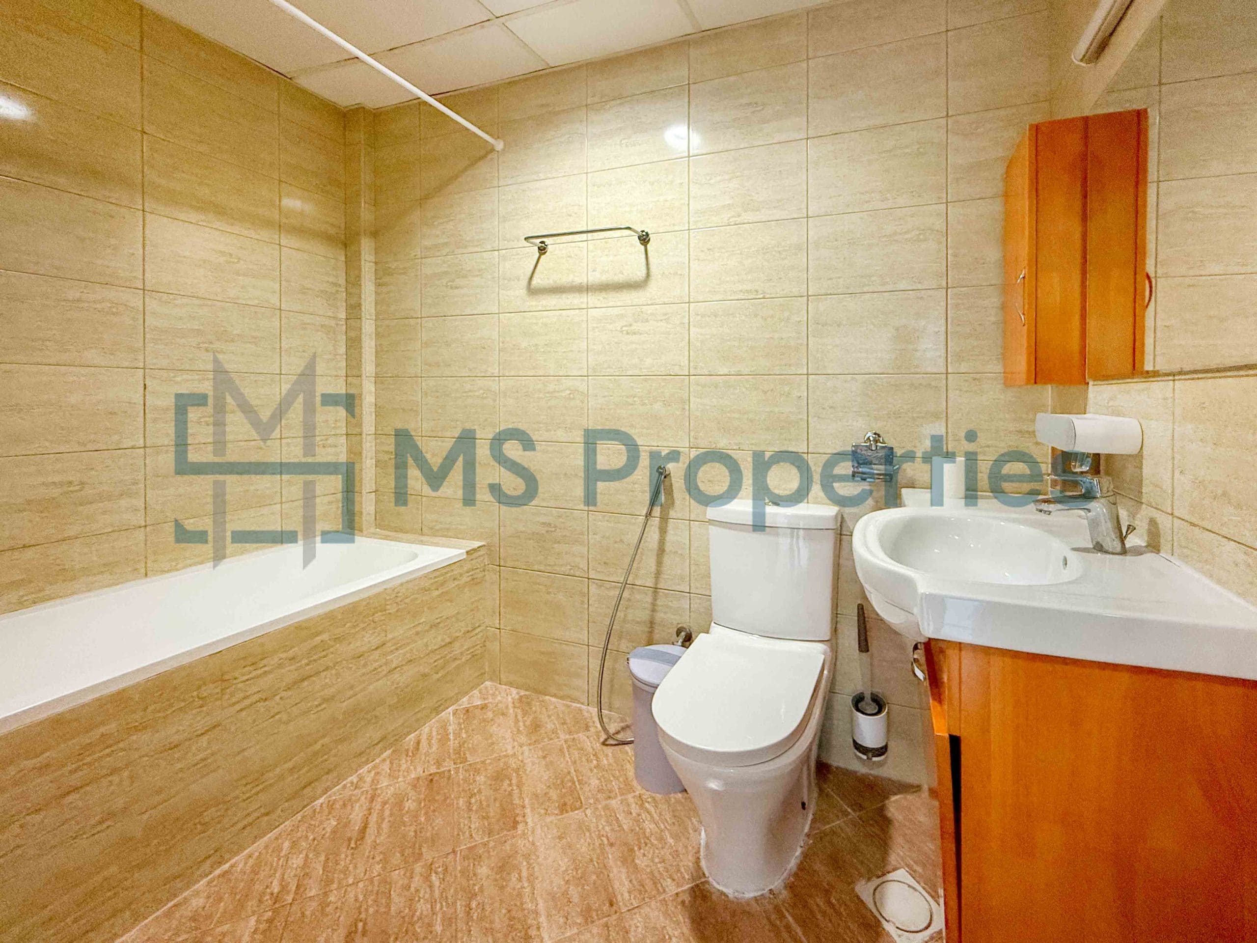 Studio Apartment with Balcony | Bills Including
