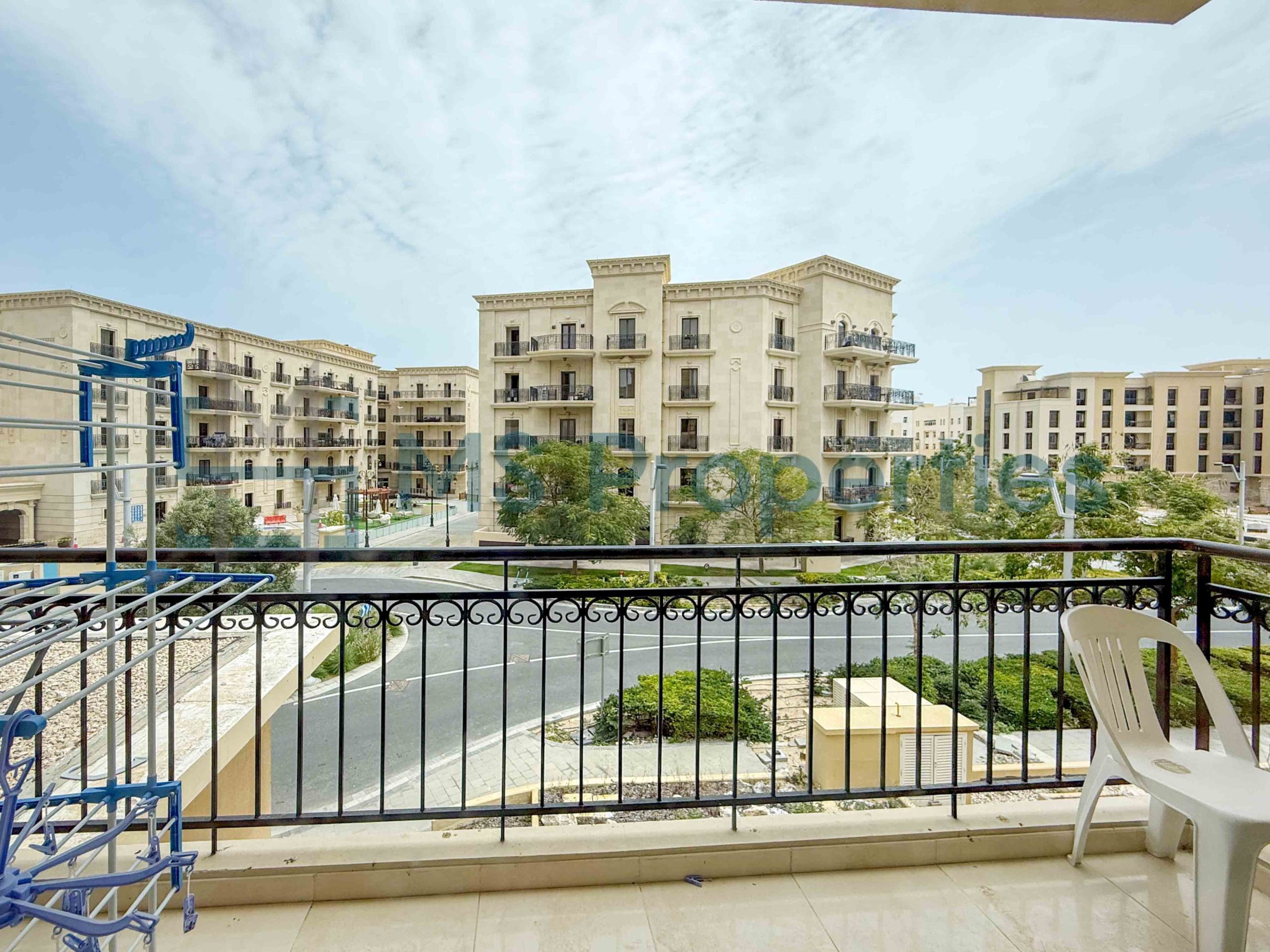 Studio Apartment with Balcony | Bills Including