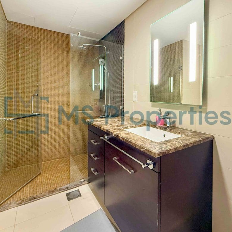 Homey Studio Flat + Bills Included + 1 Month Free