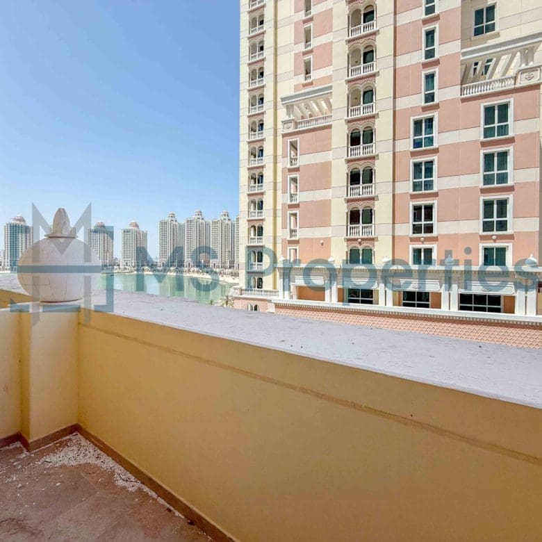 Homey Studio Flat + Bills Included + 1 Month Free