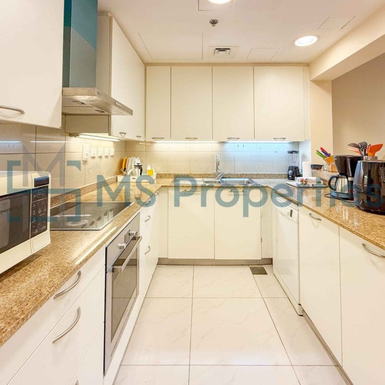 Ready to Move-In 1 Bedroom Flat with Great View