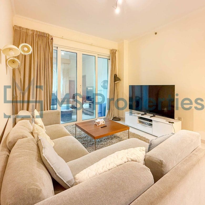 Ready to Move-In 1 Bedroom Flat with Great View