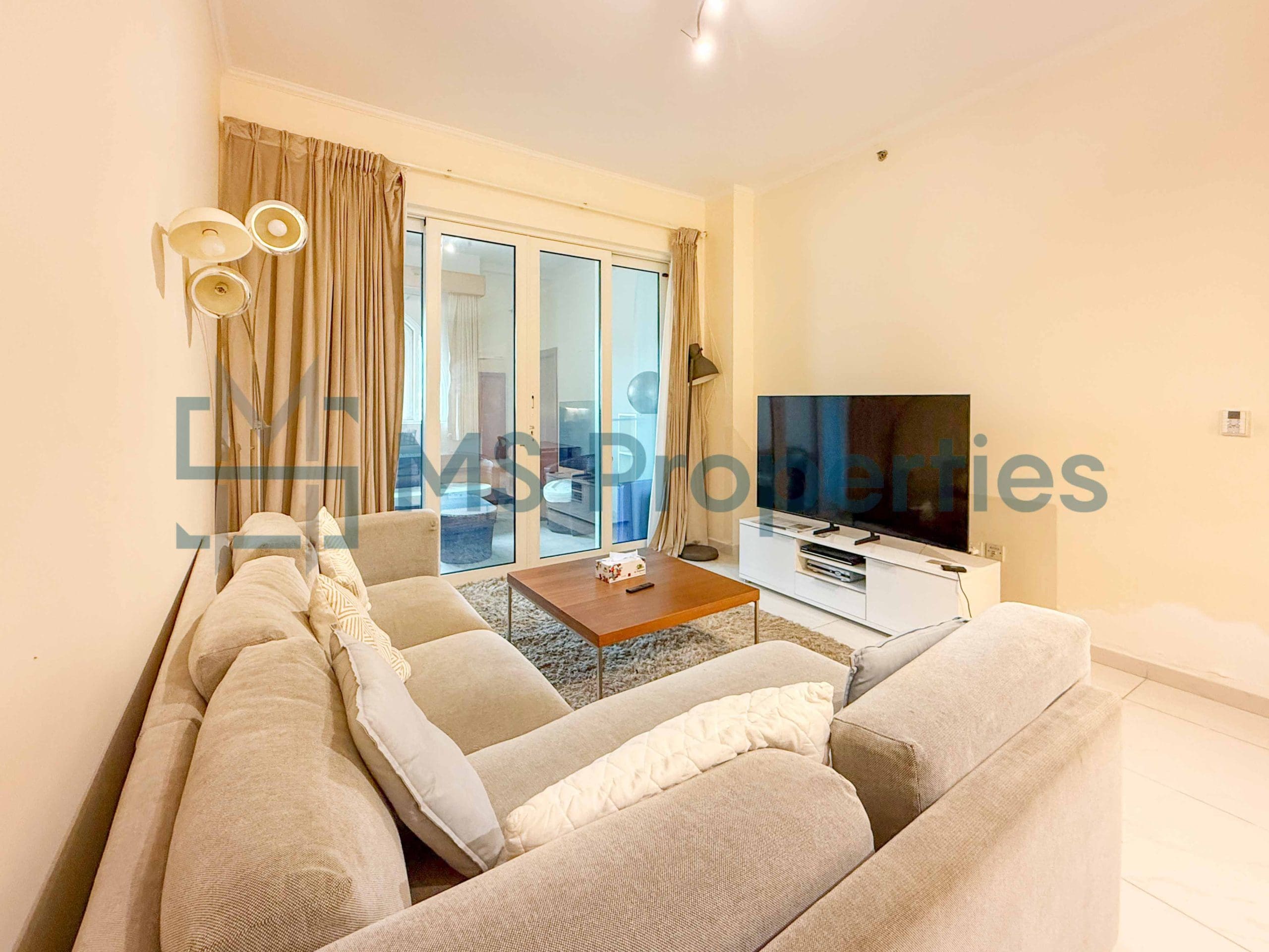 Ready to Move-In 1 Bedroom Flat with Great View