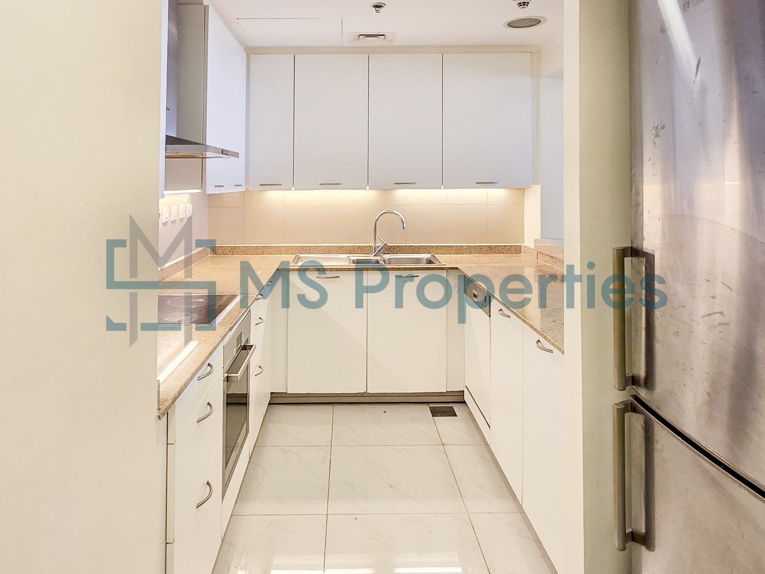Bright and Clean 1BHK Flat with Amazing Marina View