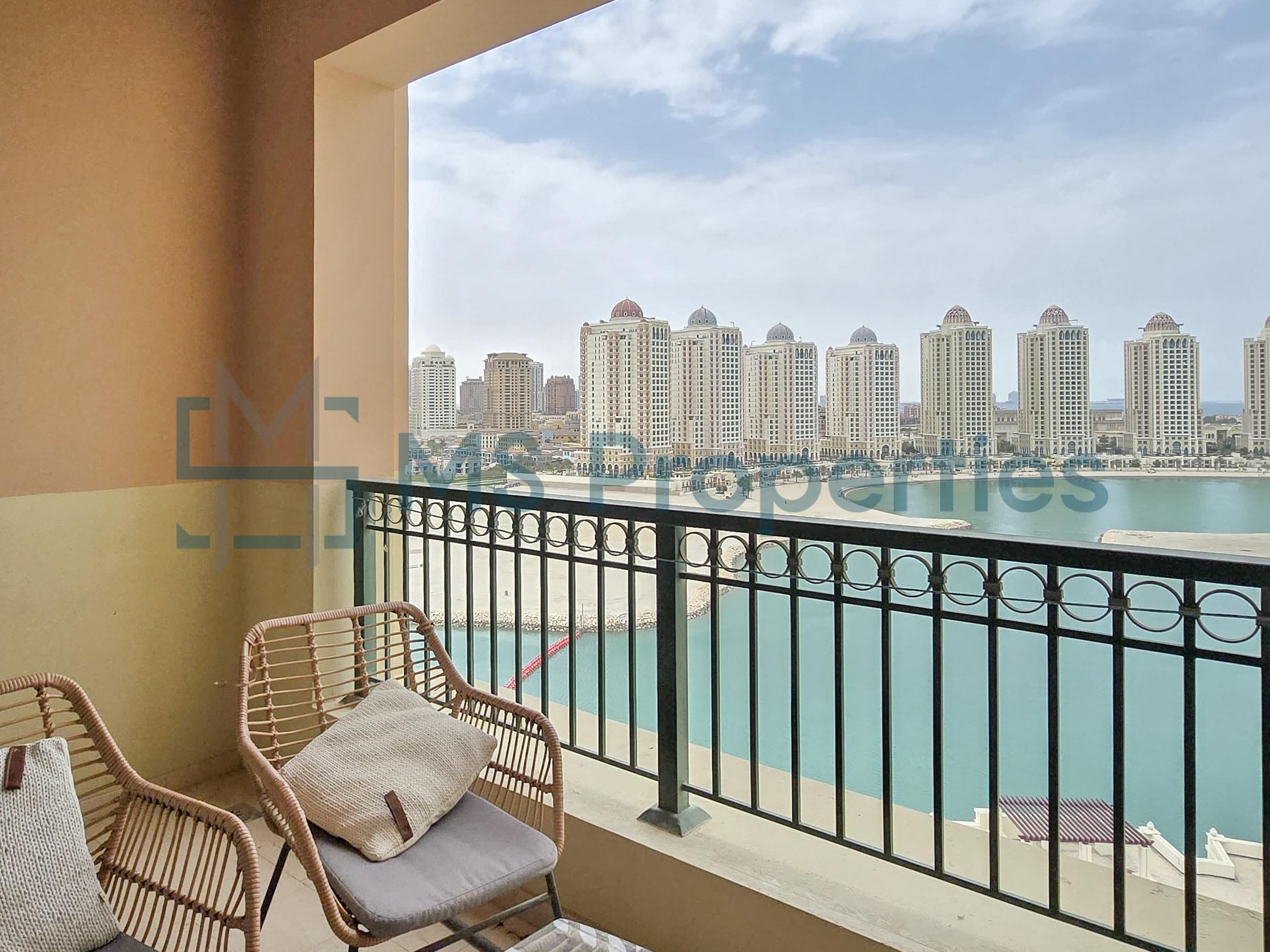 Bright and Clean 1BHK Flat with Amazing Marina View
