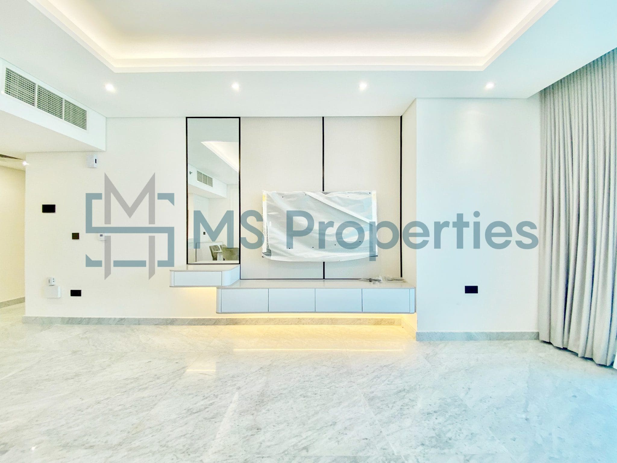 2 Bedroom Flat For Sale with Amazing Balcony View
