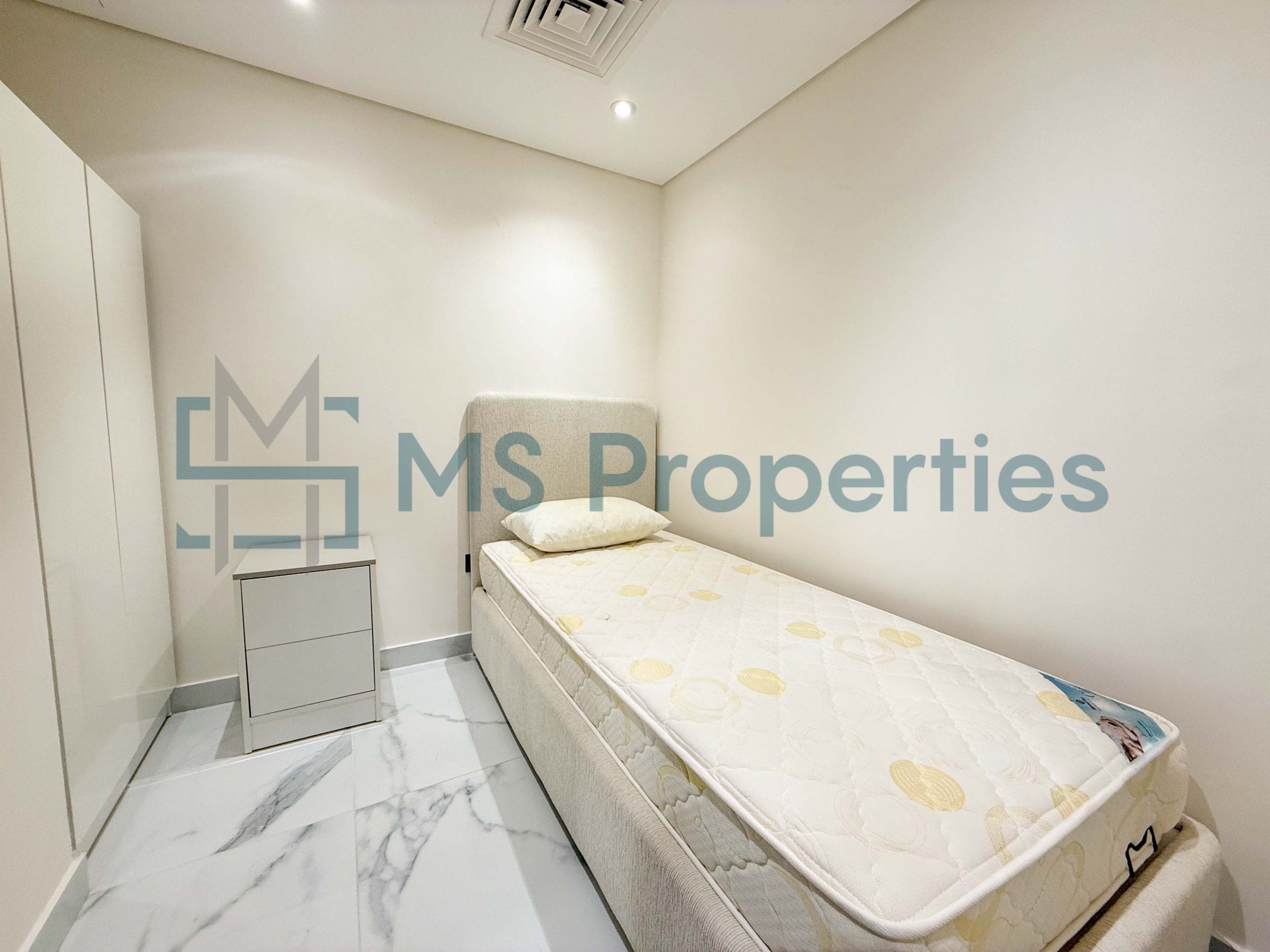 Luxuriously Furnished 2BHK+Maid Flat in the Heart of Lusail