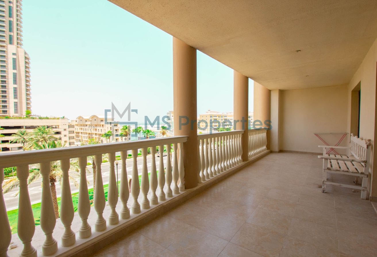 Amazing Deal – 1BHK Apartment for Sale in the Heart of The Pearl