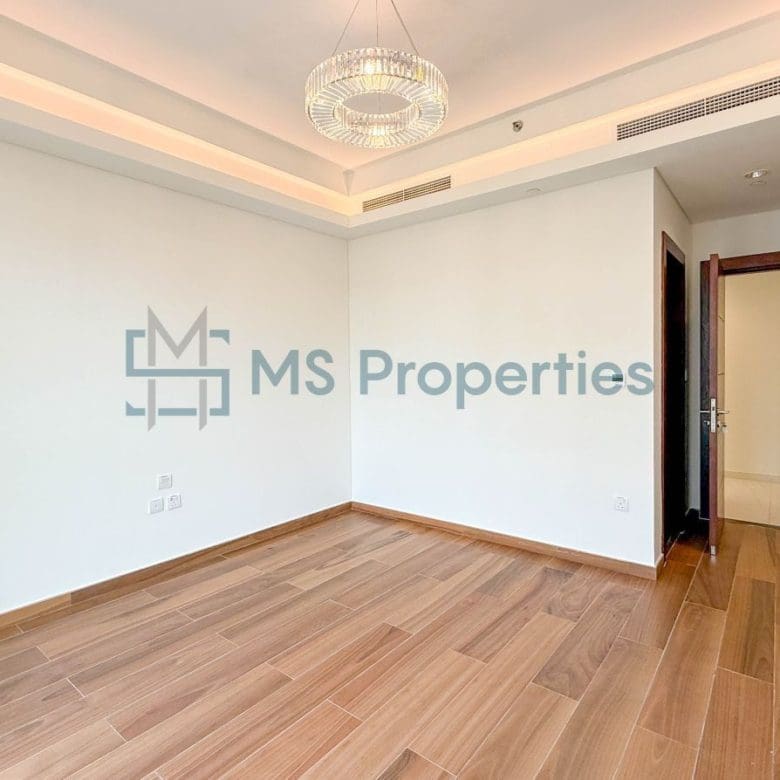 Beautiful Scenery 2BR+Maid Apartment with Balcony