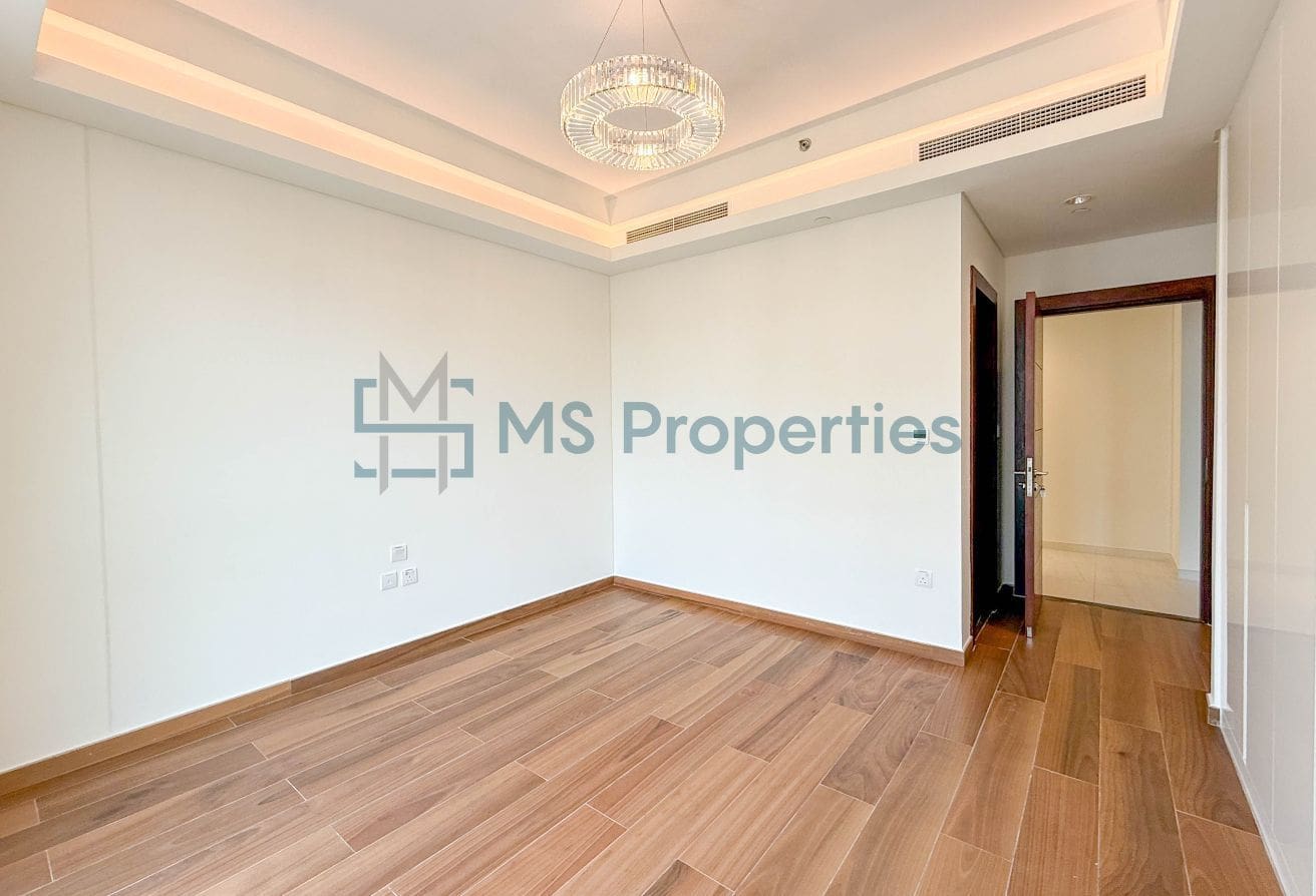 Beautiful Scenery 2BR+Maid Apartment with Balcony