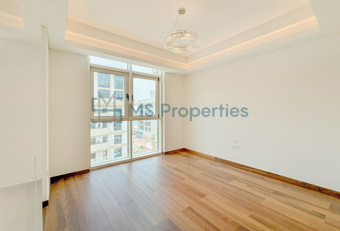 Beautiful Scenery 2BR+Maid Apartment with Balcony