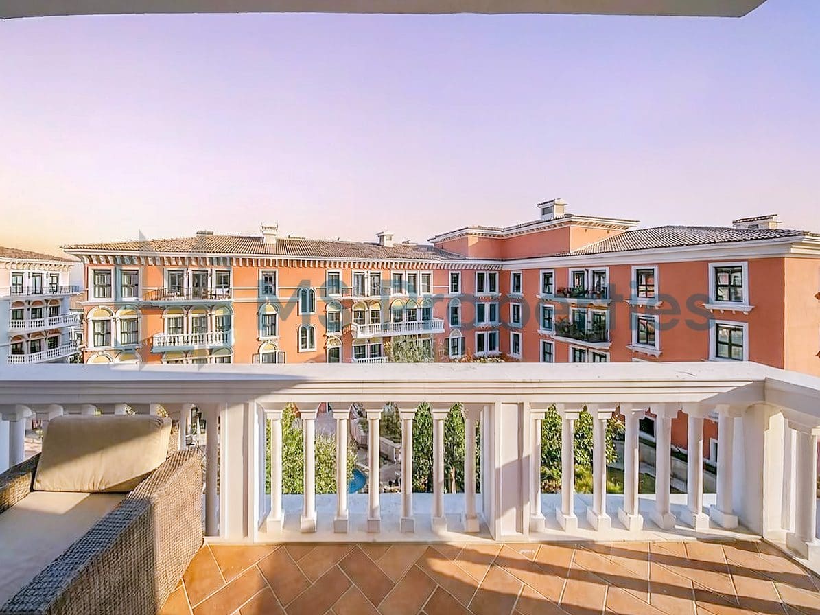 Classically Furnished 1BHK Flat | Bills Included | Balcony