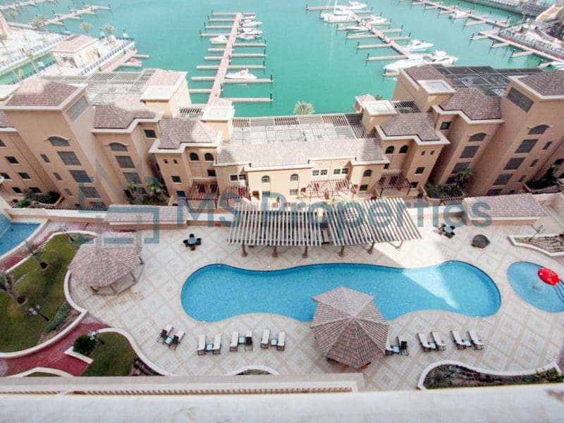 2 BHK Flat with Amazing Full Marina View Balcony