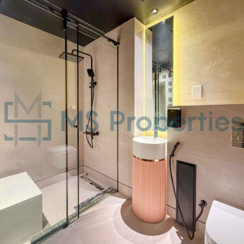 Cozy Living Space 1BHK Apartment with Great View