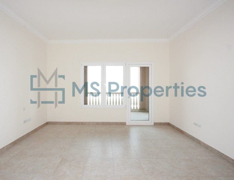 2 BHK Flat with Amazing Full Marina View Balcony