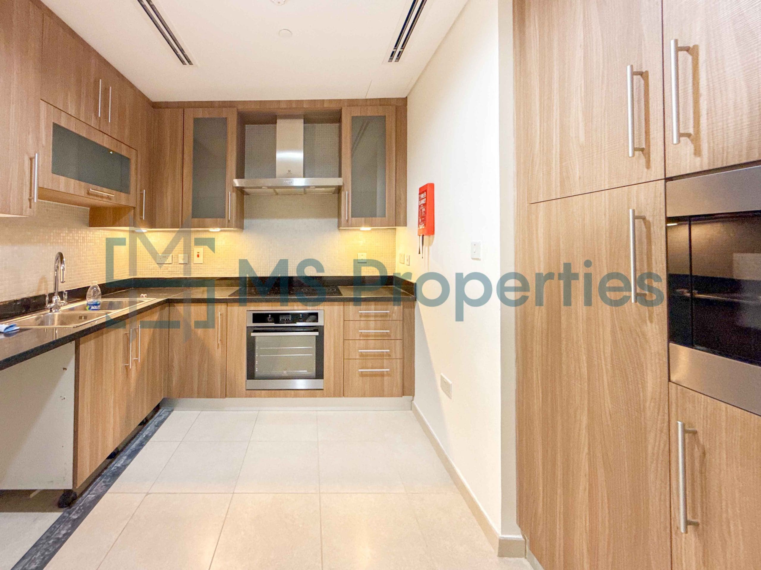 Pristine and Spacious 2BHK Apartment with Balcony