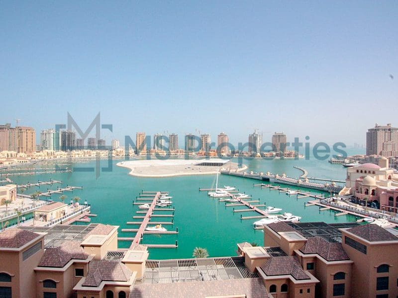 2 BHK Flat with Amazing Full Marina View Balcony