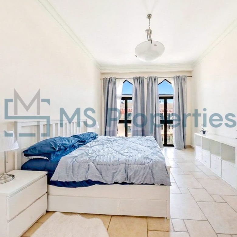 Classically Furnished 1BHK Flat | Bills Included | Balcony