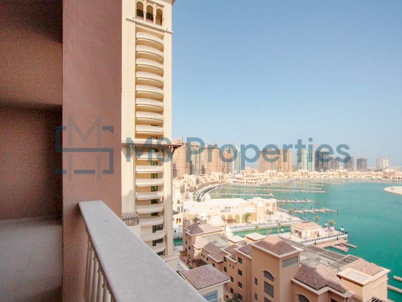 2 BHK Flat with Amazing Full Marina View Balcony