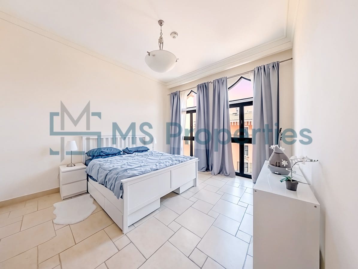 Classically Furnished 1BHK Flat | Bills Included | Balcony