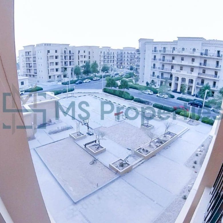 Cozy 1BR Apartment with Balcony | Prime Location