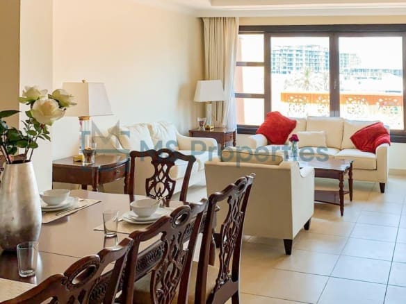 Luxurious 1Bedroom Townhouse with Stunning Balcony View