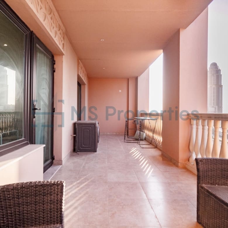 Stunning and Cozy 1BHK Apartment with Balcony